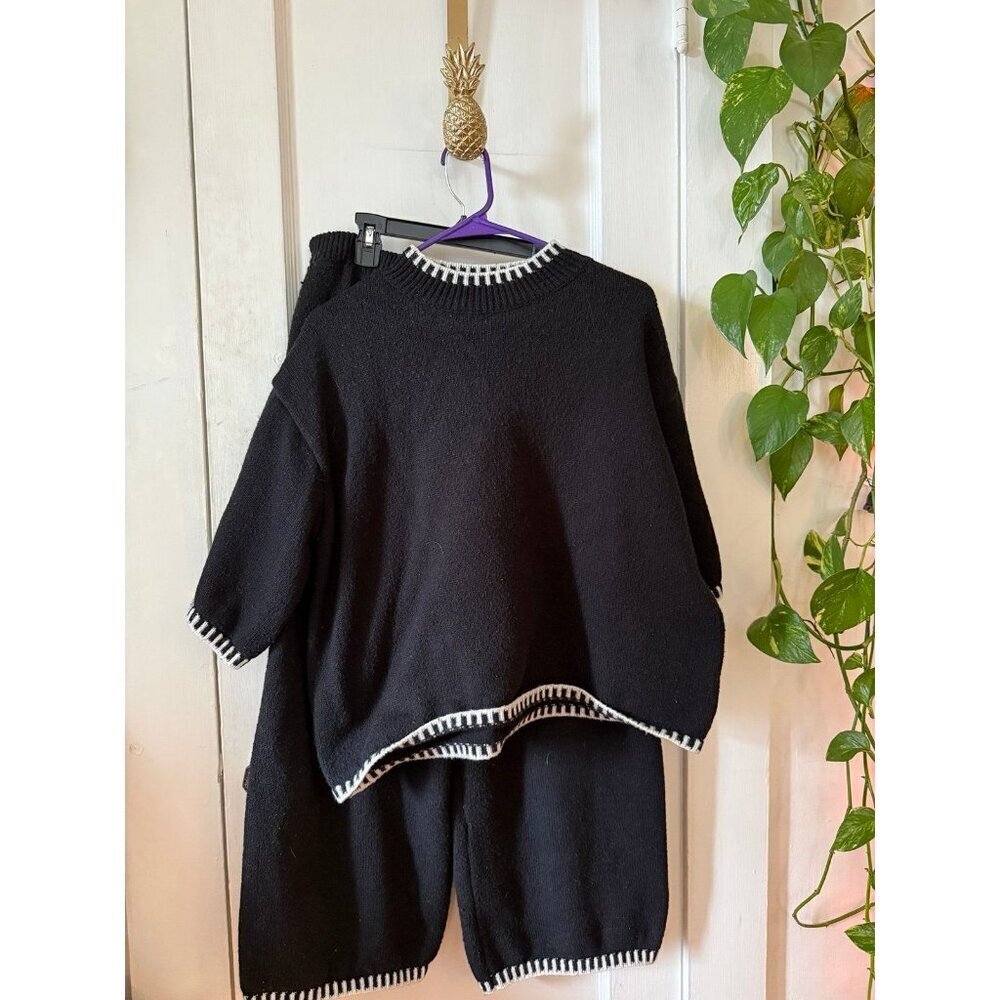 Women’s size X – large black and white two-piece outfit